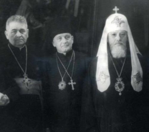 Image - Havryil Kostelnyk, A. Plevetsky, and Patriarch Aleksei after the 1946 Lviv sobor.